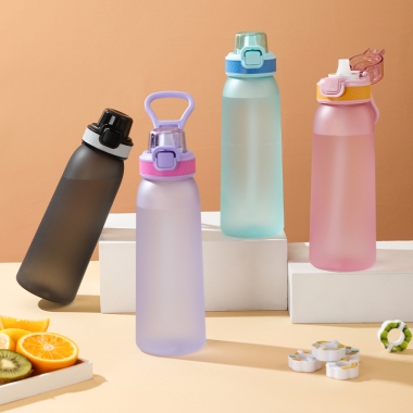 Color changing playful cup